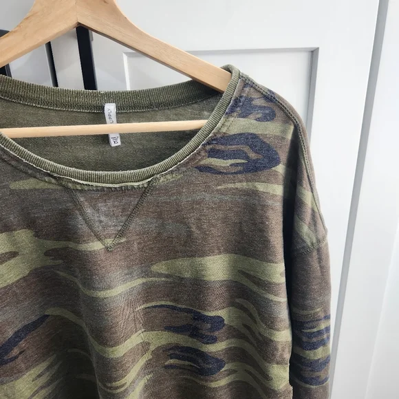 Z Supply Camo Print The Weekender Pullover XS - Picture 12 of 12